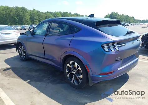 2021 Ford Mustang Mach-E Premium z USA, uszkodzony, nr VIN 3FMTK3SU3MMA03885